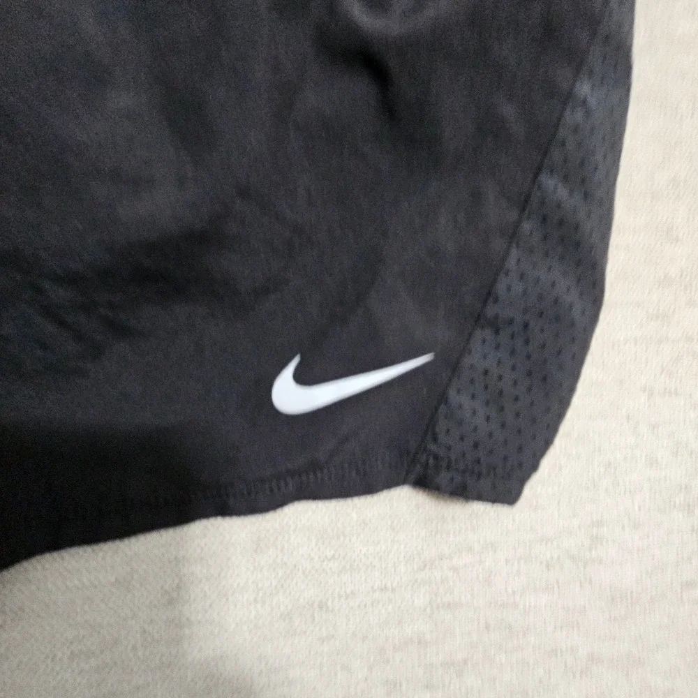 Nike Running Shorts Womens XS Black Dri-FIT Perforated 895863-010